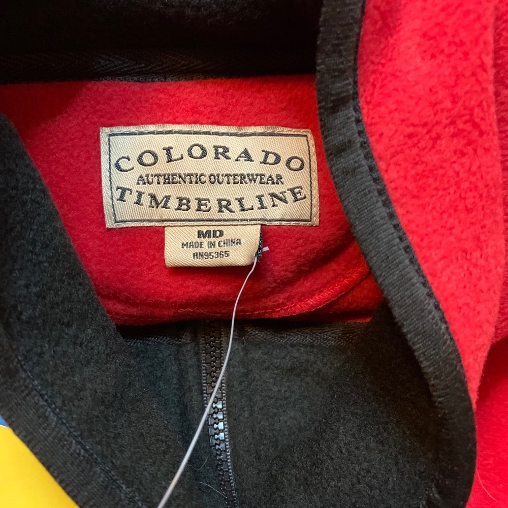 Red jacket - Picture 2 of 2